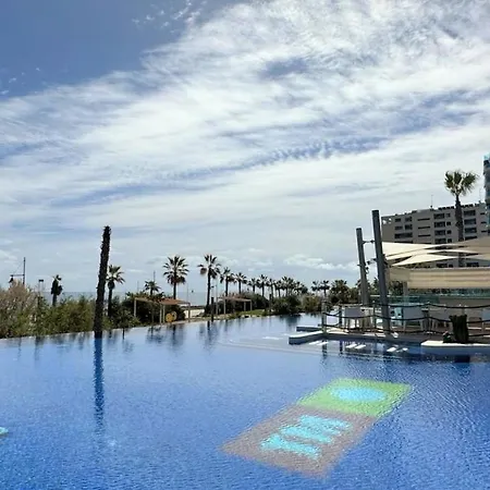 Sea Senses Luxurious Firstline *